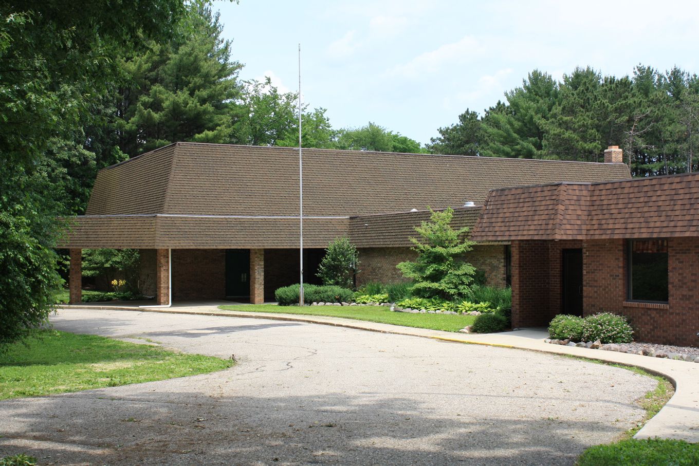 Former Woodland Christian School for Sale: 4324 E Bingham Rd, Janesville, WI 53546